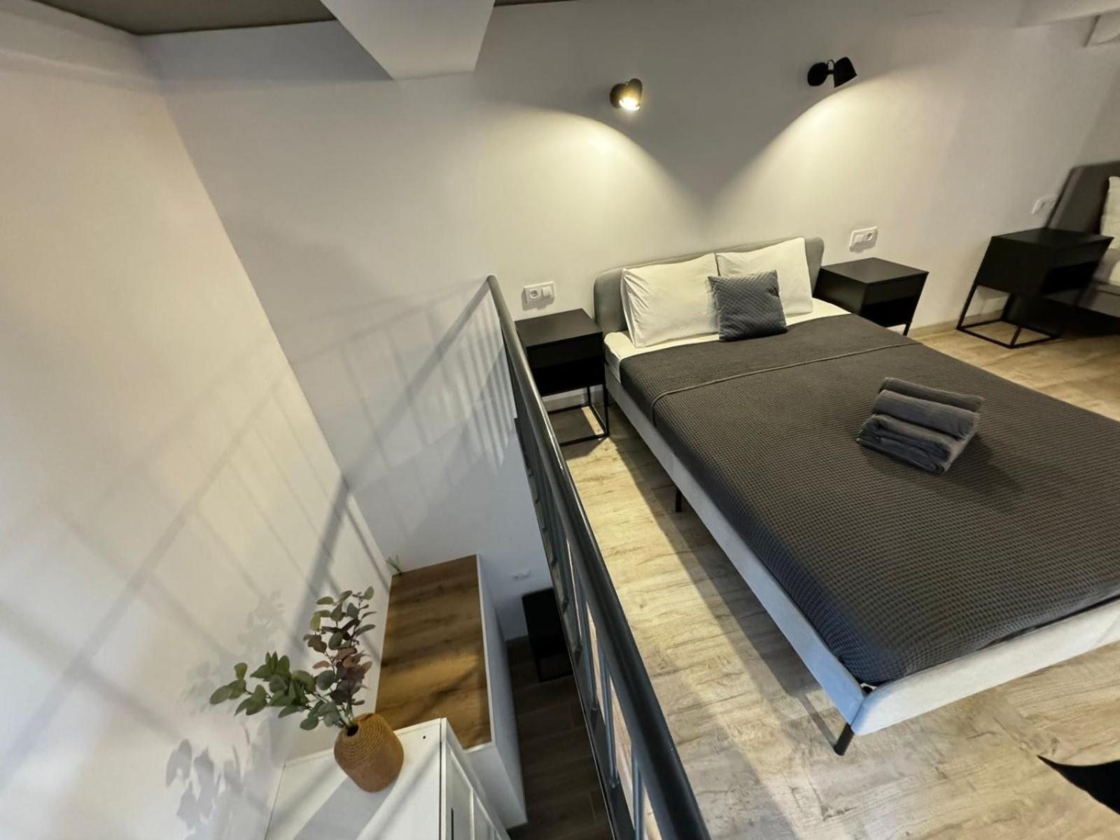 Melia Y Fuster 23C Aparthotel Valencia Kültér fotó